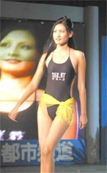 鬼灭之刃恋柱温泉本子