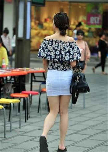 和领导办公室暧昧的视频