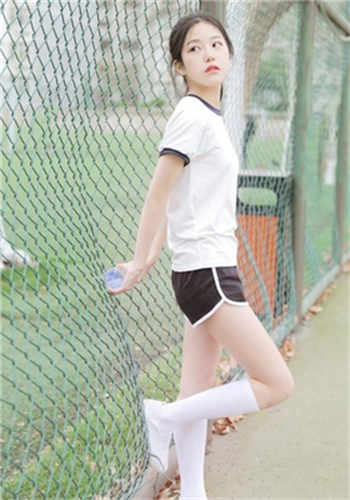 西尔酱民国少女