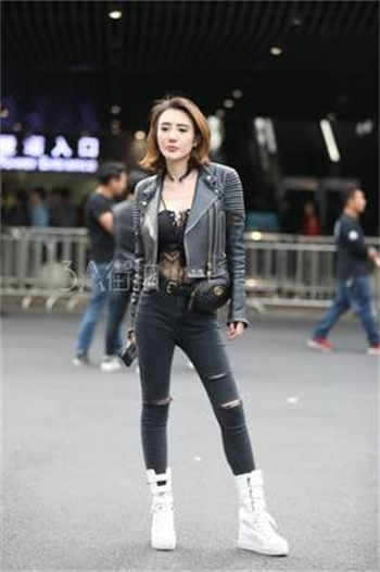 漂亮女公务员都是领导的