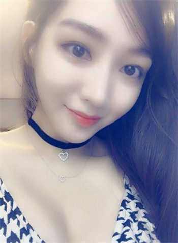 舞蹈体罚室女生的故事