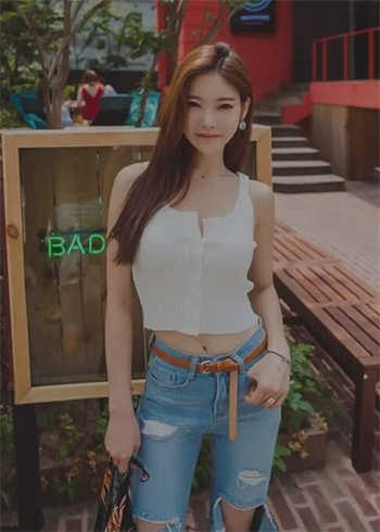 董欣在线28