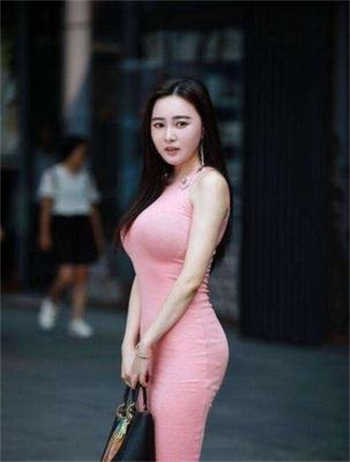当老公的面和几个领导电影