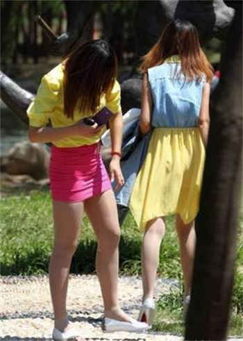 50万买车女销售