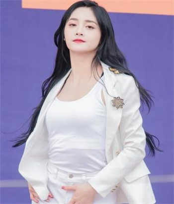 中介女王的秘密