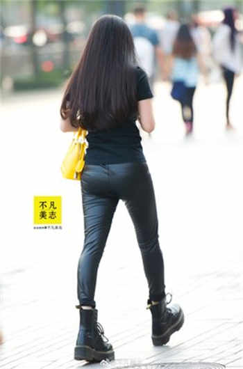迷之呆梨吉他妹妹