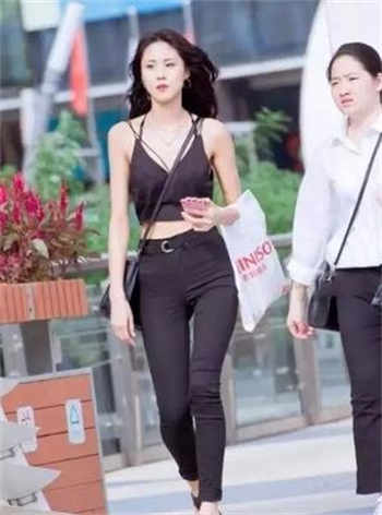 为了考驾照用身体贿赂