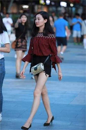 狂暴飞车未删减的画面