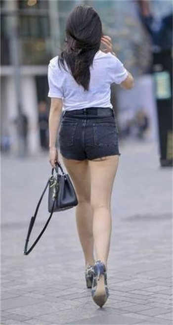 绝对服从羞辱指令