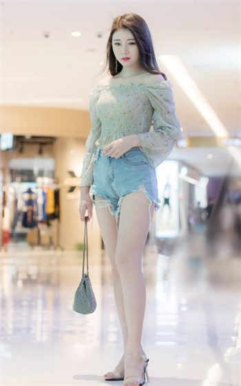 少年跪着用嘴待侯妖妇