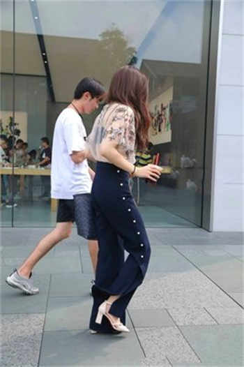 有夫之妇的燥热日子中文