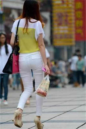乌克兰24一26