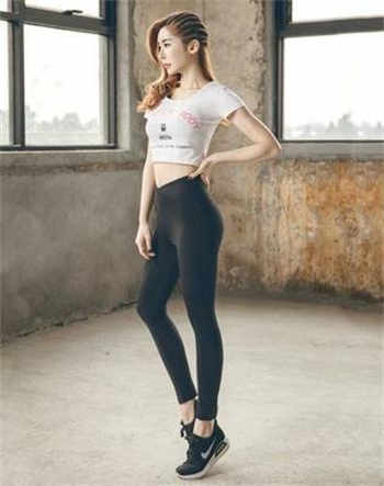 女的是用手舒服还是用嘴