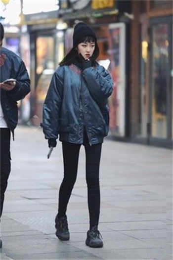 彩虹市场下载安装