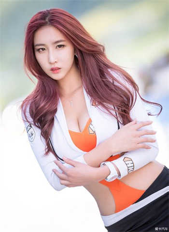 jk游泳倒立